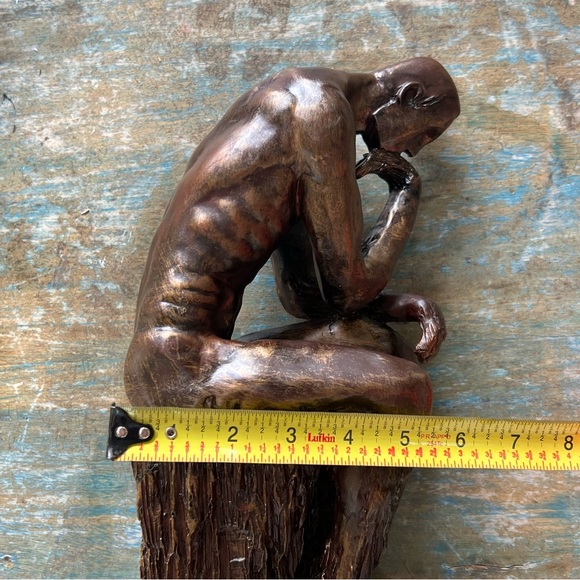 The Thinker Statue - Picture 3 of 9